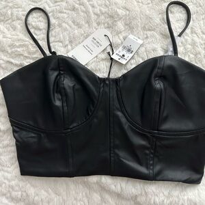 NWT Women’s Express Body Contour Collection Faux Leather Crop Top Bustier Sz M